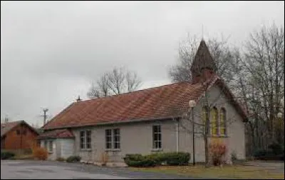 Nous sommes à présent en Lorraine, devant cette chapelle de Fallières. Hameau rattaché à la ville de Saint-Nabord, dans l'aire urbaine Romarimontaine, il se situe dans le département ...