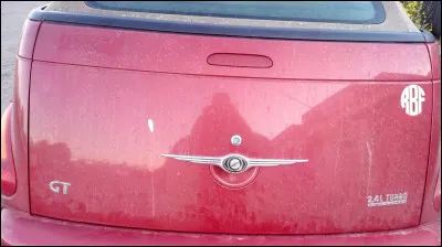 Qui chantait "Chrysler rose" ?