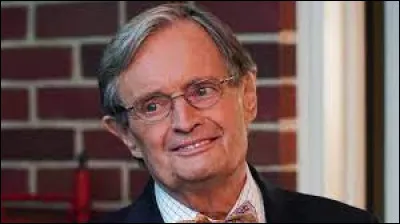 Quel rôle Jouait David McCallum dans la série américaine "NCIS : Enquêtes spéciales" ?