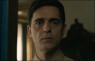 Comment s'appelle cette série Netflix qui porte le même nom que son personnage principal ? Regardez la photo qui vous aidera !