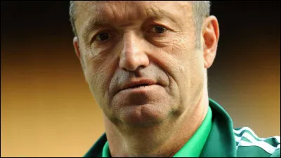 Troisième et dernier gardien de l'équipe, où jouait Albert Rust ?