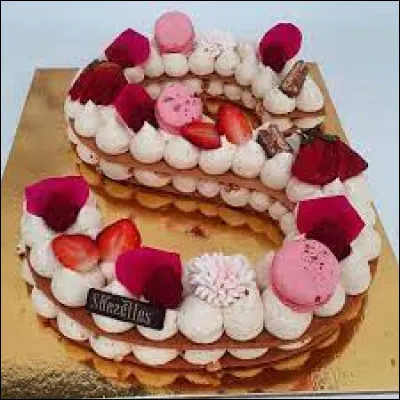 Sauce : quelle est cette sauce réalisée avec de la moutarde, de l'huile, du vinaigre et des fines herbes dont l'estragon, et qui nécessite un uf dur dont on émiette le jaune, et dont on coupe le blanc en minuscules dés ?