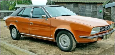 Quelle est cette voiture anglaise ?