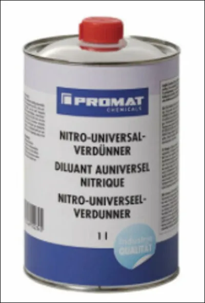 Quel est ce composé organique en N, un liquide dense, incolore, huileux, toxique et explosif ?