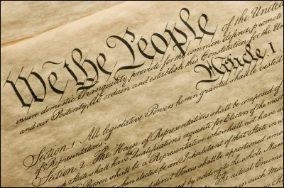 Qui a la plus ancienne constitution ?