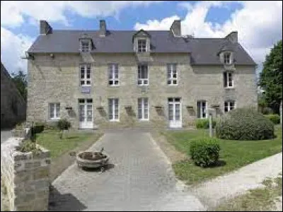Pour finir, je vous emmène en Bretagne, à Tréfumel. Commune de l'aire d'attraction Dinannaise, elle se situe dans le département ...