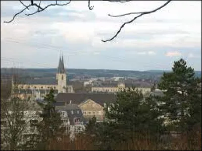 Comment appelle-t-on les habitants d'Esch-sur-Alzette (Luxembourg) ?