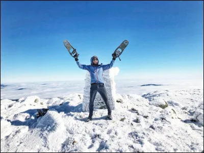 En hiver, on peut skier sur le mont Kosciusko, au Japon.
