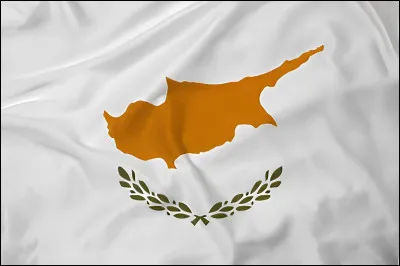 À quel pays appartient ce drapeau ?