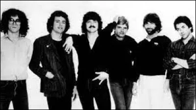 À quel groupe doit-on le tube "Rosanna" en 1982 ?