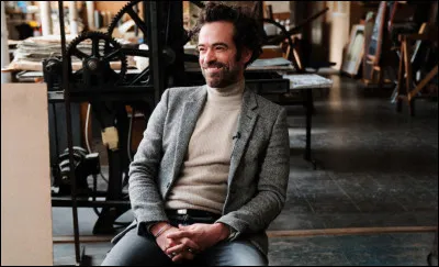 Quel est le nom de ce comédien ?