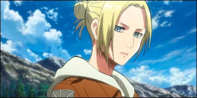 Qui est cette méchante ? Elle vient de ''SnK'' !