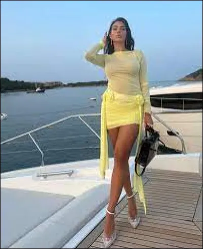 De qui Georgina Rodriguez est-elle la femme ?