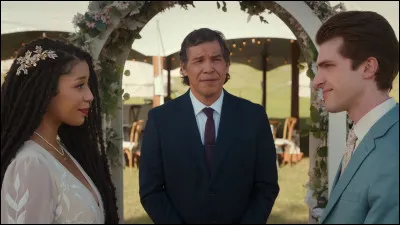 Qui se marie dans le dernier épisode ?