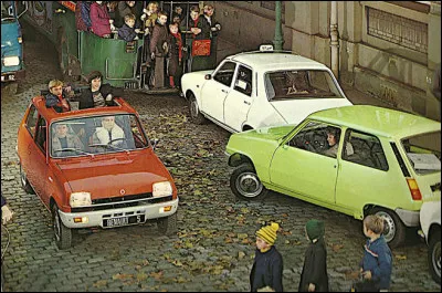 Quelle est cette auto dont la réédition en version électrique est prévue pour l'année 2024 ?