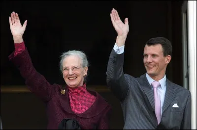 Comment se prénomme son deuxième fils ?