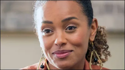 Qui est Zoe Baker pour Beth Pearson ?