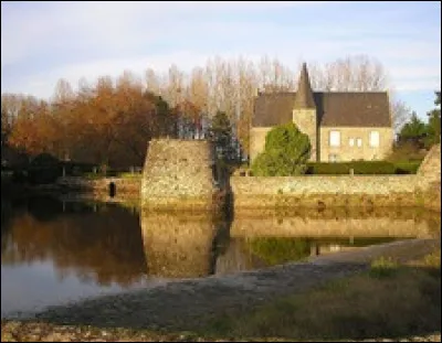 Joué-du-Bois est une petite commune charmante du département de l'Orne. Au cours de belles balades, vous aurez l'occasion de découvrir menhirs et dolmens.
Laquelle des illustrations représente un dolmen ?