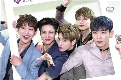 En quelle année SHINee a débuté ?