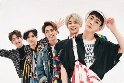 Dans la chanson Lucifer quel membre avait des longs cheveux ?