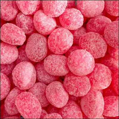 Quelle est cette friandise, un petit bonbon rond, dur, acidulé au goût de cerise ?
