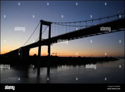 De quoi Bordeaux est-elle la capitale ?