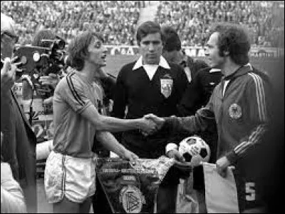 Quel est le résultat de la finale de la Coupe du monde de football 1974 ?