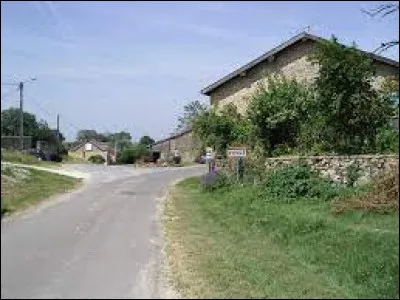 Petit village Ardennais de 58 habitats, Fossé se situe en région ...