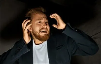 Comment s'appelle la peur du noir, de lobscurité ?