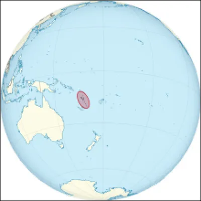 Le bichelamar est l'une des trois langues officielles à égalité avec le français et l'anglais de quel pays ?