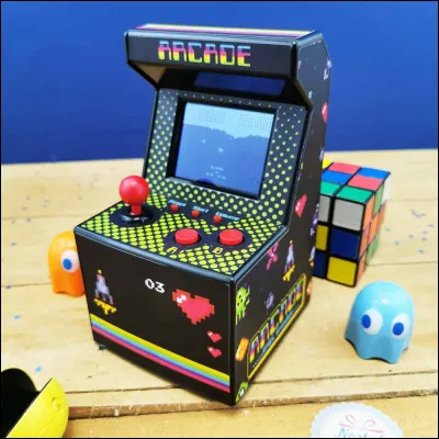 Veux-tu un jeu qui comporte plusieurs mini-jeux différents ?