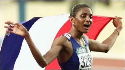 Qui est cette Marie-Josée, seule athlète française triple championne olympique sur 200 mètres et 400 mètres ?