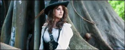 Quel est le nom du capitaine pirate interprété par Penélope Cruz dans "Pirates des Caraïbes : La Fontaine de Jouvence" ?