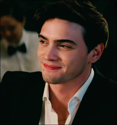 Comment Nick est-il décrit par son père et par son entourage ?