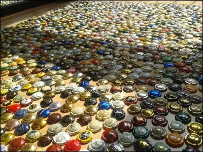 Quel nom donne-t-on à un collectionneur de capsules de bouteilles de champagne ?