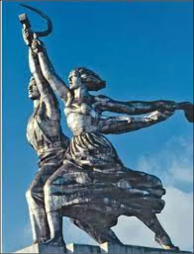 Qu'est-ce qu'un kolkhoze ?