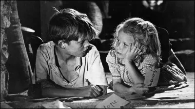 Qui sont ces deux enfants durant la Seconde Guerre mondiale qui se rencontrent sous la musique mythique de Narciso Yepes dans le film de René Clément, et dont la fillette est incarnée par Brigitte Fossey... ?