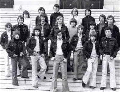Quel groupe d'enfants a chanté "Non, non rien a changé" en 1971 ?