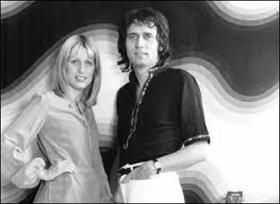 Avec qui Charden chante-t-il "L'aventura" en 1971 ?