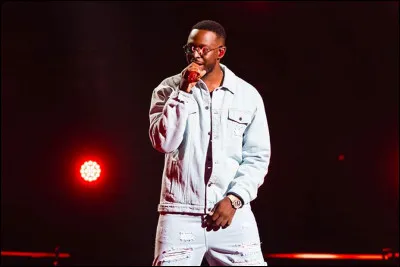 À qui doit-on la chanson "Reine", certifiée disque de diamant ?