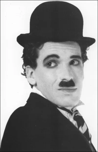 Qui est ce Charlie (1889-1977) acteur en C, idole du cinéma muet burlesque puis scénariste et producteur des plus grands films de l'histoire du cinéma ?