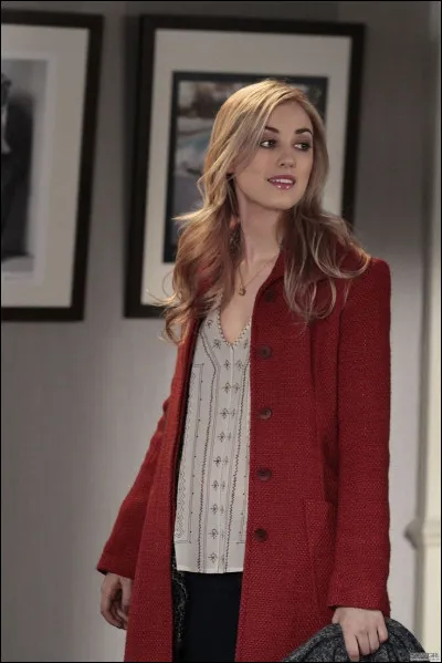 Comment s'appelle la cousine de Serena et d'Éric ?