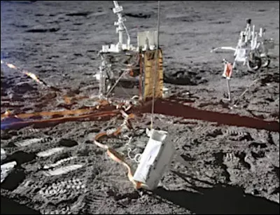 À l'heure actuelle, on ne sait pas si les panneaux solaires de l'engin ont pu être activés et si Sora-Q a battu le record de précision en atterrissage, qui est de ...