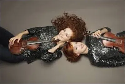 Elle est violoniste, forme un duo avec sa sur, Julie, qui est-elle ?