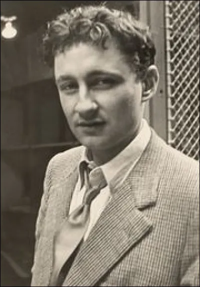 Un autre grand penseur a marqué sa philosophie singulière. 
Qui est-il ?