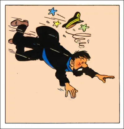 Hergé prenait semble-t-il un plaisir particulier à dessiner les chutes du capitaine : voici celle de la page 19 de cette aventure... Qu'est-il arrivé ?
