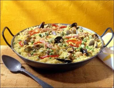 Lequel de ces ingrdients n'entre pas dans la prparation traditionnelle d'une paella ?