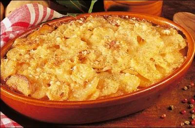 Lequel de ces ingrdients n'entre pas dans la prparation traditionnelle d'un gratin dauphinois ?