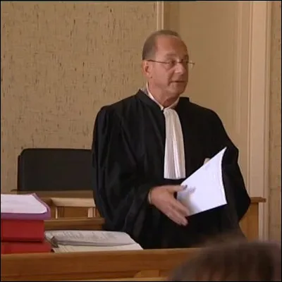 Qu'a fait Paty pour que Bob Amonstrong la défende dans un procès ?