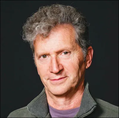 Comment se nomme le compositeur du thème principal "Come to me" ?